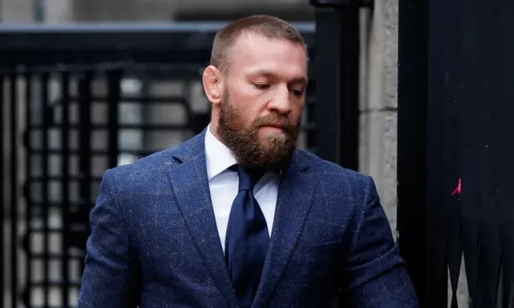 Lutadores do UFC que não lutam há anos